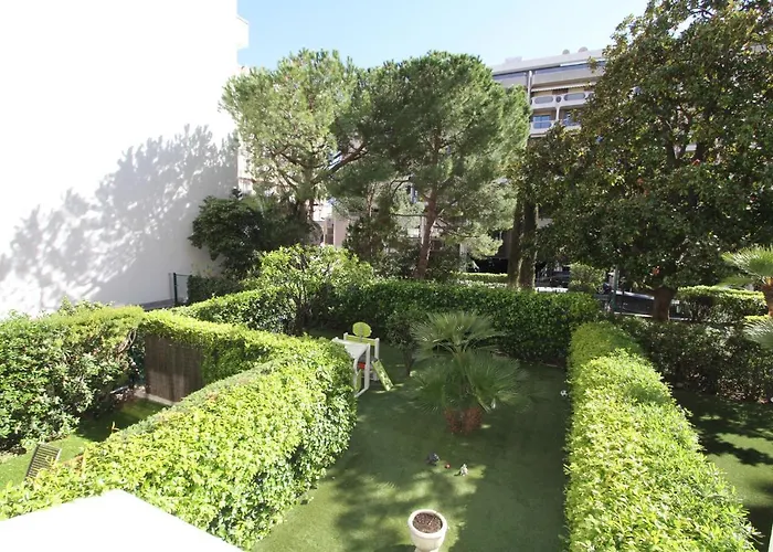 De Standing Centre Cannes