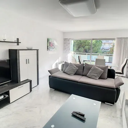 De Standing Centre קאן