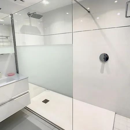 De Standing Centre דירה *